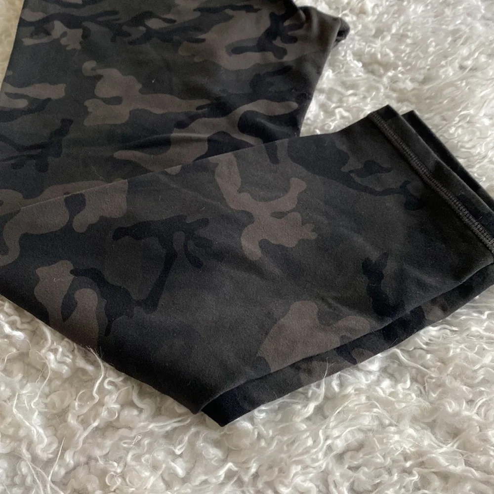 EUC camo zyia - Picture 3 of 5